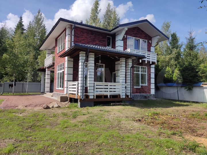 Дом 166,5 м² на участке 12 сот.