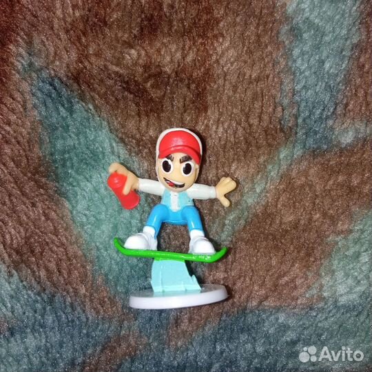 Игрушка из шоколадного шара Subway Surfers