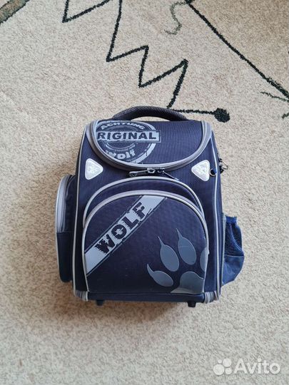 Рюкзак школьный Wolf