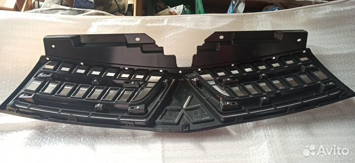 Решетка радиатора Mitsubishi L200 7450A868