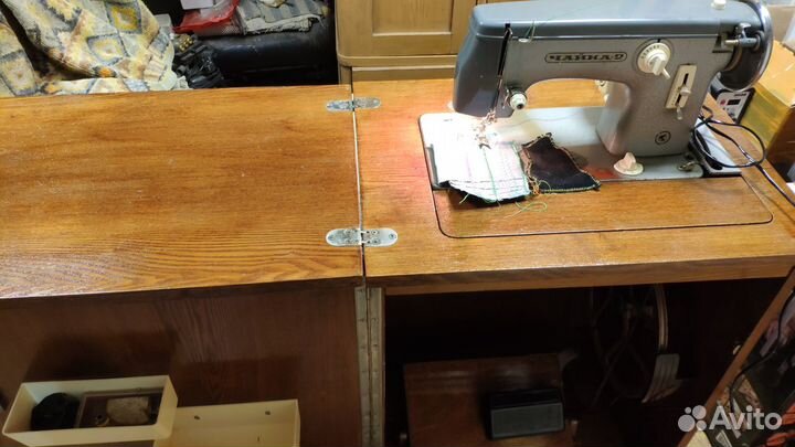 Швейная машинка