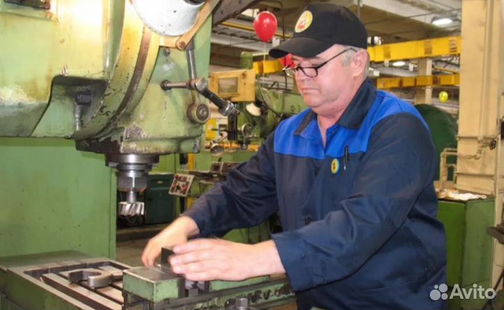 Вахта в Москве - Штамповщик резины / без опыта