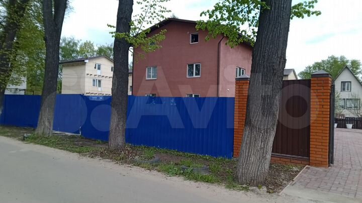 Дом 180 м² на участке 6 сот.