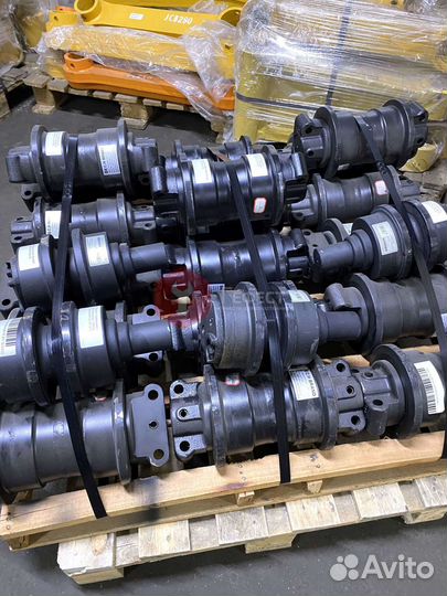 Каток поддерживающий Komatsu 207-30-00580