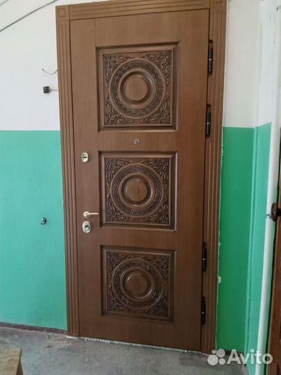 Дверь входная парадная