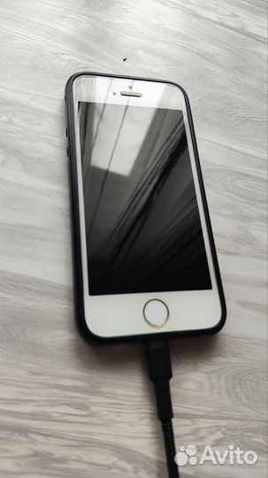 iPhone 5S, 16 ГБ
