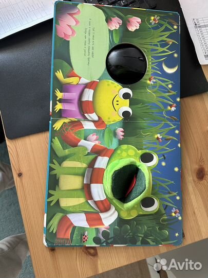 Книжка-игрушка. Расскажи сказку. Про лягушку