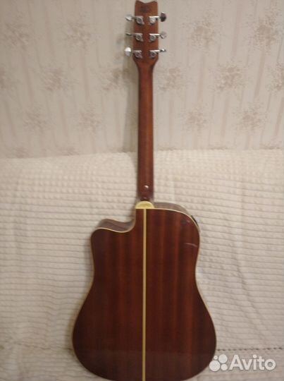 Отличная электроакустическая гитара