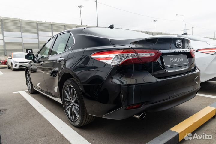Toyota Camry 2.5 AT, 2022