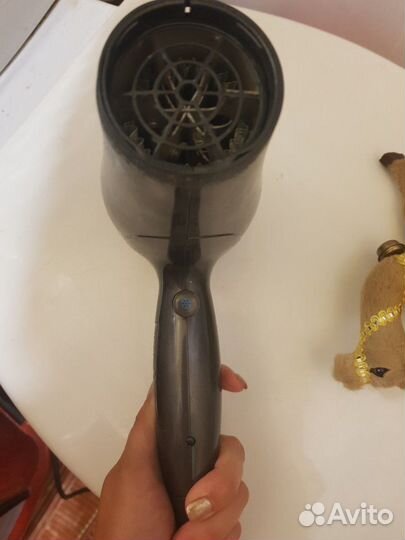 Фен Philip's salon dry active ion