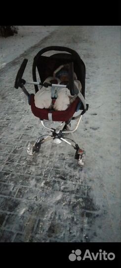 Автолюлька maxi cosi с базой