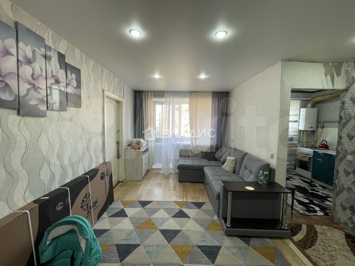 2-к. квартира, 44 м², 4/4 эт.