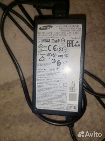 Монитор 32 дюйма Samsung