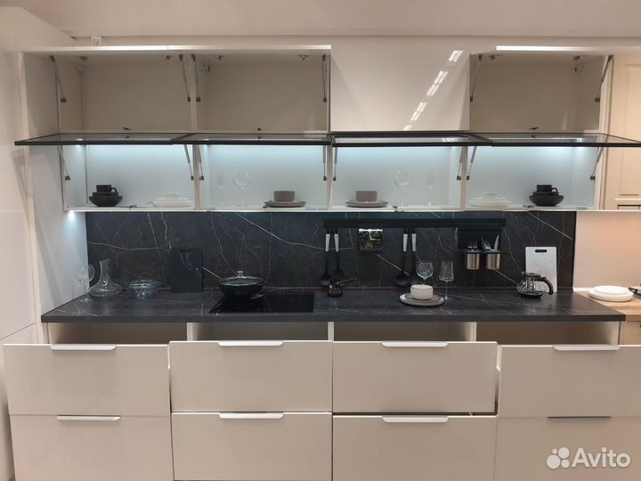 Кухонный гарнитур новый