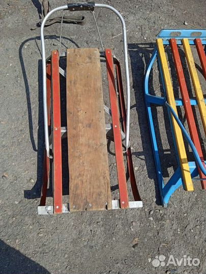 Лыжи санки коньки палки