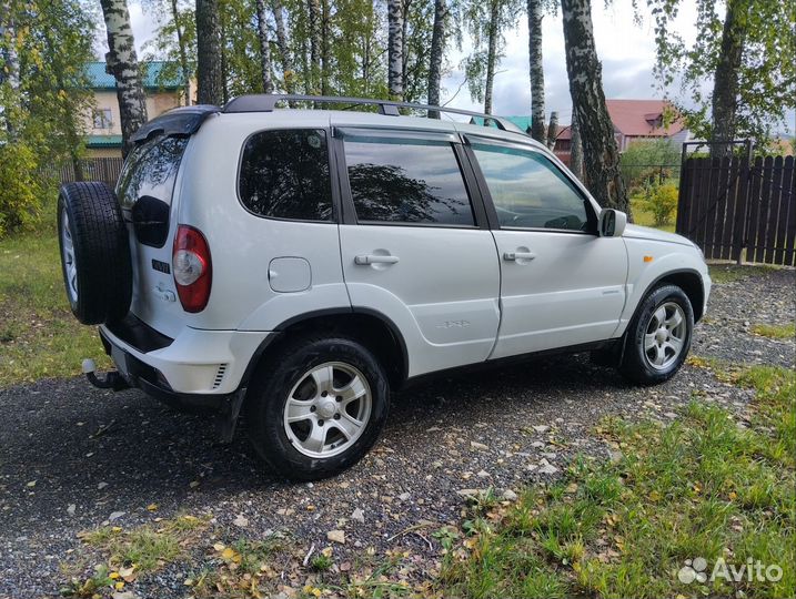 Chevrolet Niva, 2012