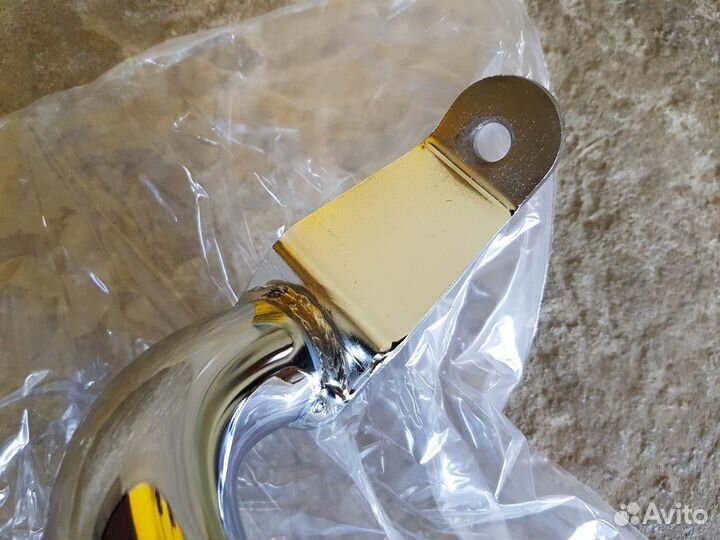 Оригинальная новая правая дуга для M109R / M1800R