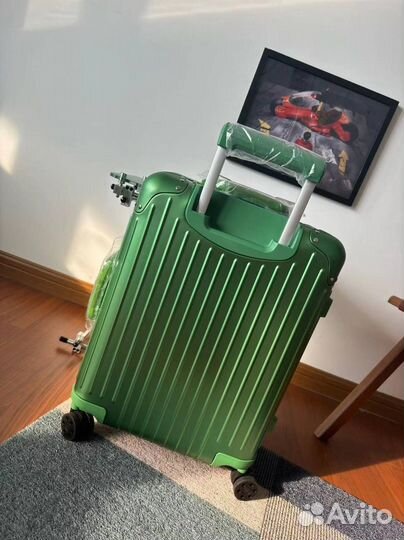 Чемодан rimowa ручная кладь