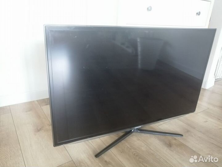 Телевизор SMART tv samsung 40 дюймов