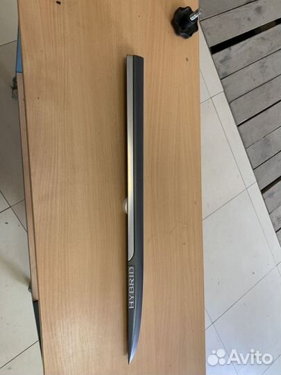 Молдинг задней правой двери Lexus GS 450h 05-11