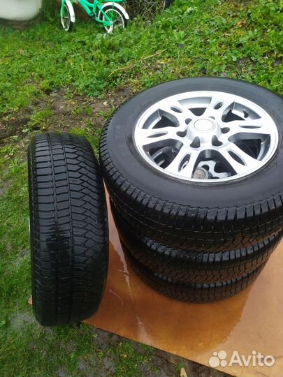 Bfgoodrich Urban Terrain T/A 235/65 R17 108V