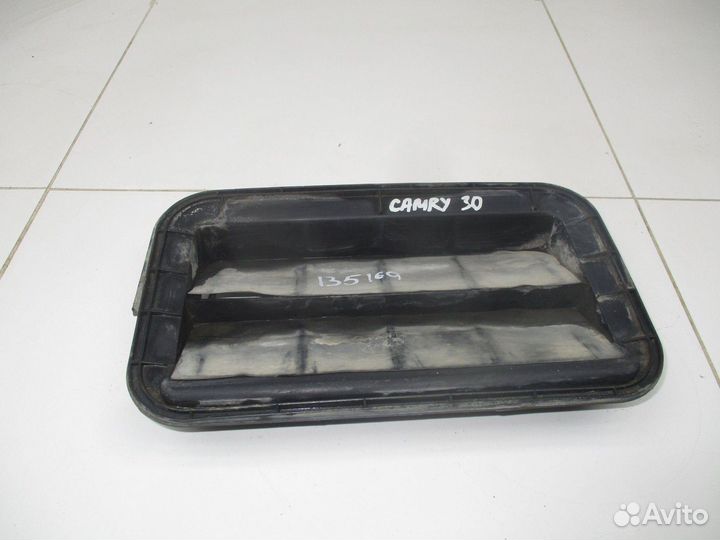 Решетка вентиляционная Toyota Camry XV30 2001-2006