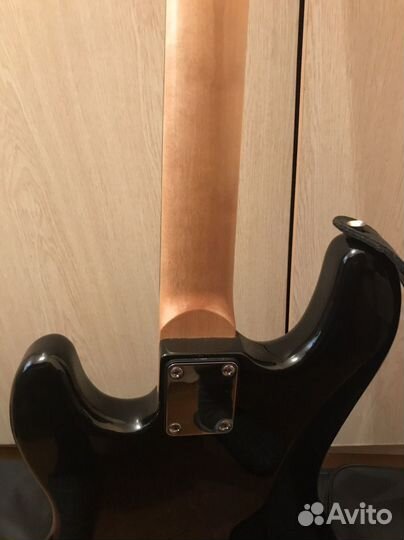 Басс гитара 4 струны