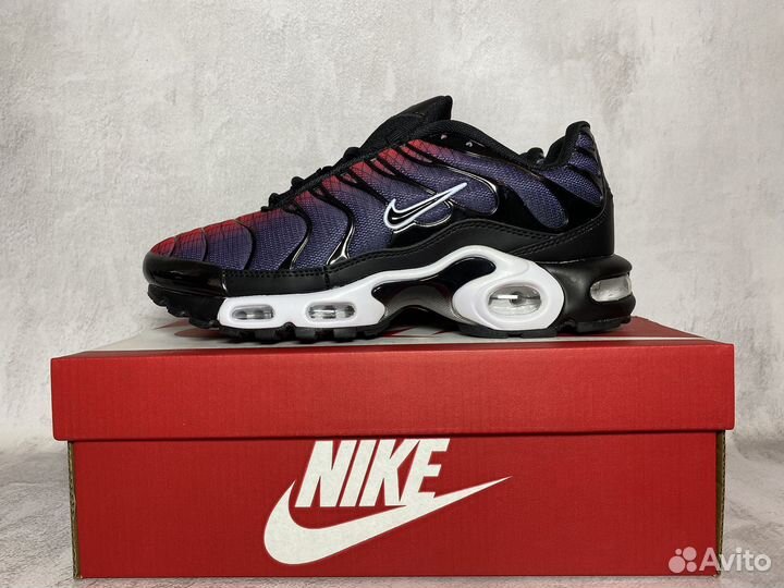 Кроссовки Nike Air Max Tn Plus