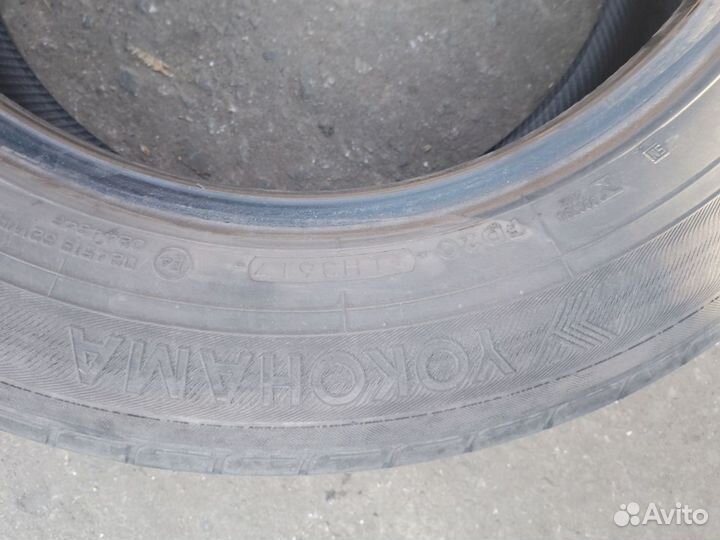 Yokohama Advan dB V552 205/60 R16 92