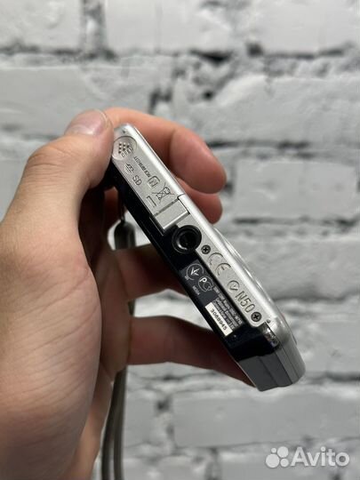 Sony cyber shot dsc-w710