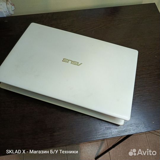 Ноутбук asus X551m Разбор