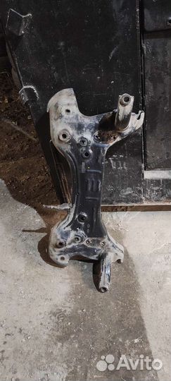 Подрамник kia Пиканто 3