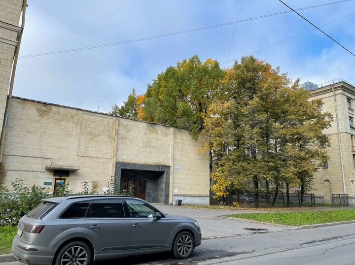 500м² в нежилом здании м.Электросила