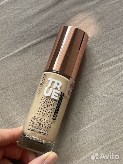 Тональный крем catrice