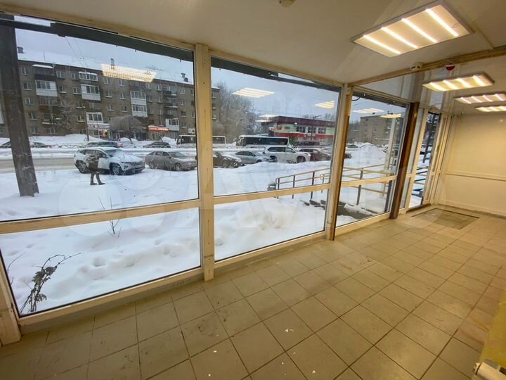 Помещение свободного назначения 103 м²