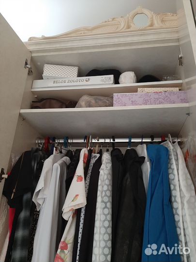 Шкаф плательный