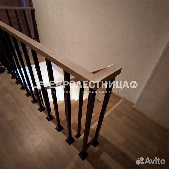 Лестница на металлокаркасе