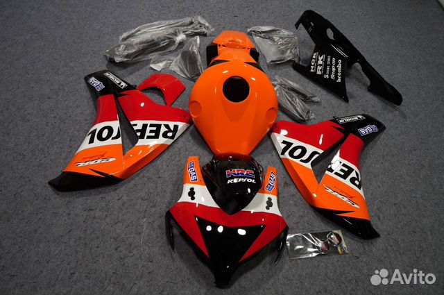 Комплект пластика на Honda CBR 1000RR 2008-2011