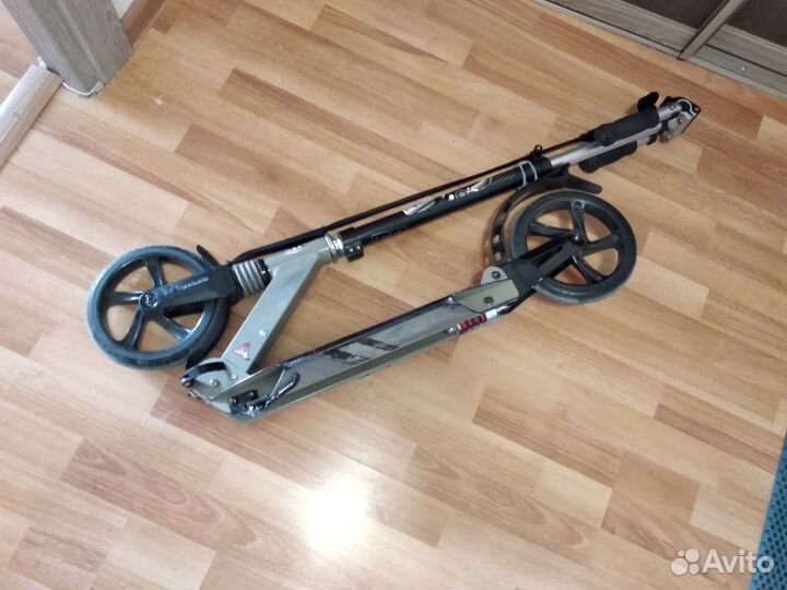 Самокат от 8 лет до взрослого возраста