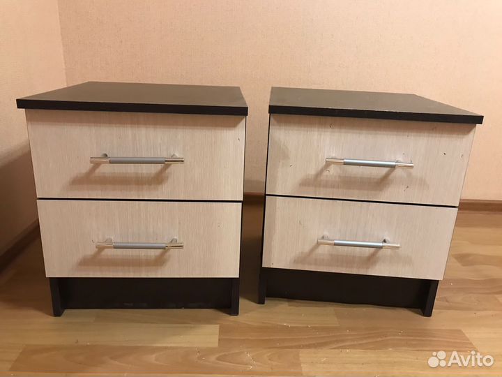 Тумба прикроватная