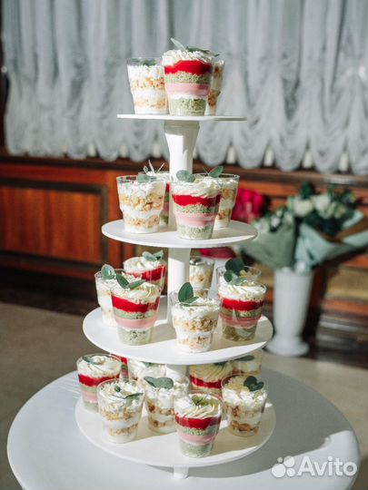 Подставка для свадебного торта