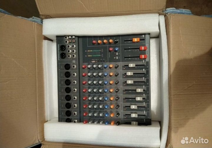 Микшерный пульт