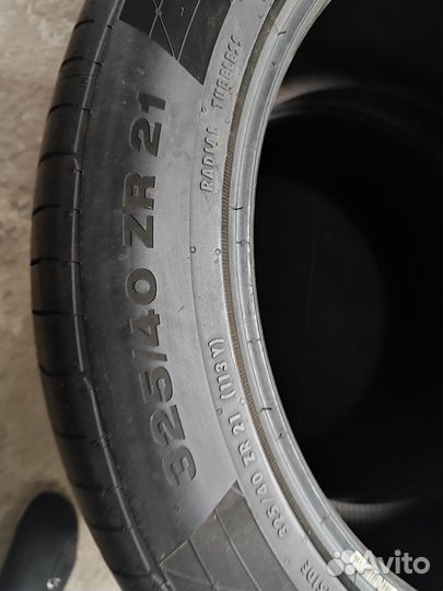 Continental ContiSportContact 5P 285/45 R21 и 325/40 R21