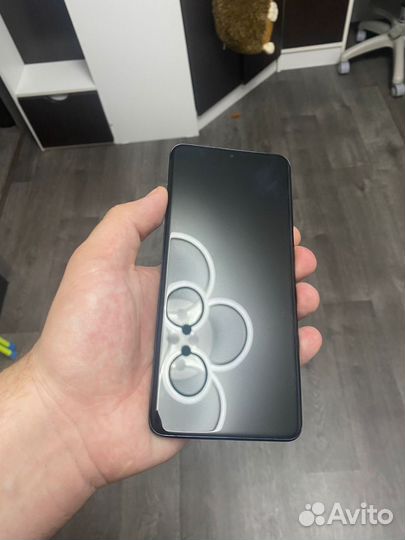 Samsung Galaxy S20+, 8/128 ГБ