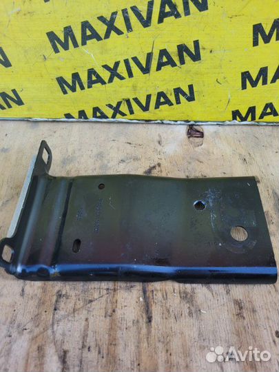 Кронштейн Jaguar F-Pace X761 2016