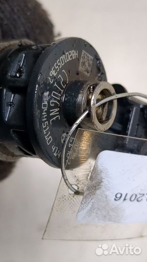 Форсунка топливная Opel Vivaro, 2016