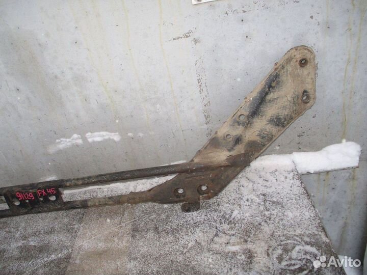 Балка передняя поперечная Infiniti FX (S50)