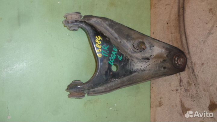 Рычаг передний правый Renault Logan 1