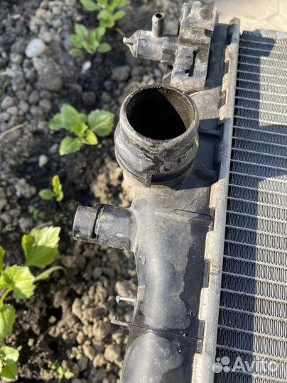 Радиатор охлаждения Chevrloet Cruze