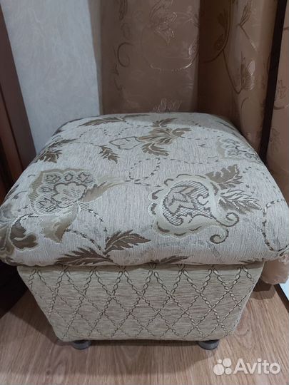 Банкетка в прихожую